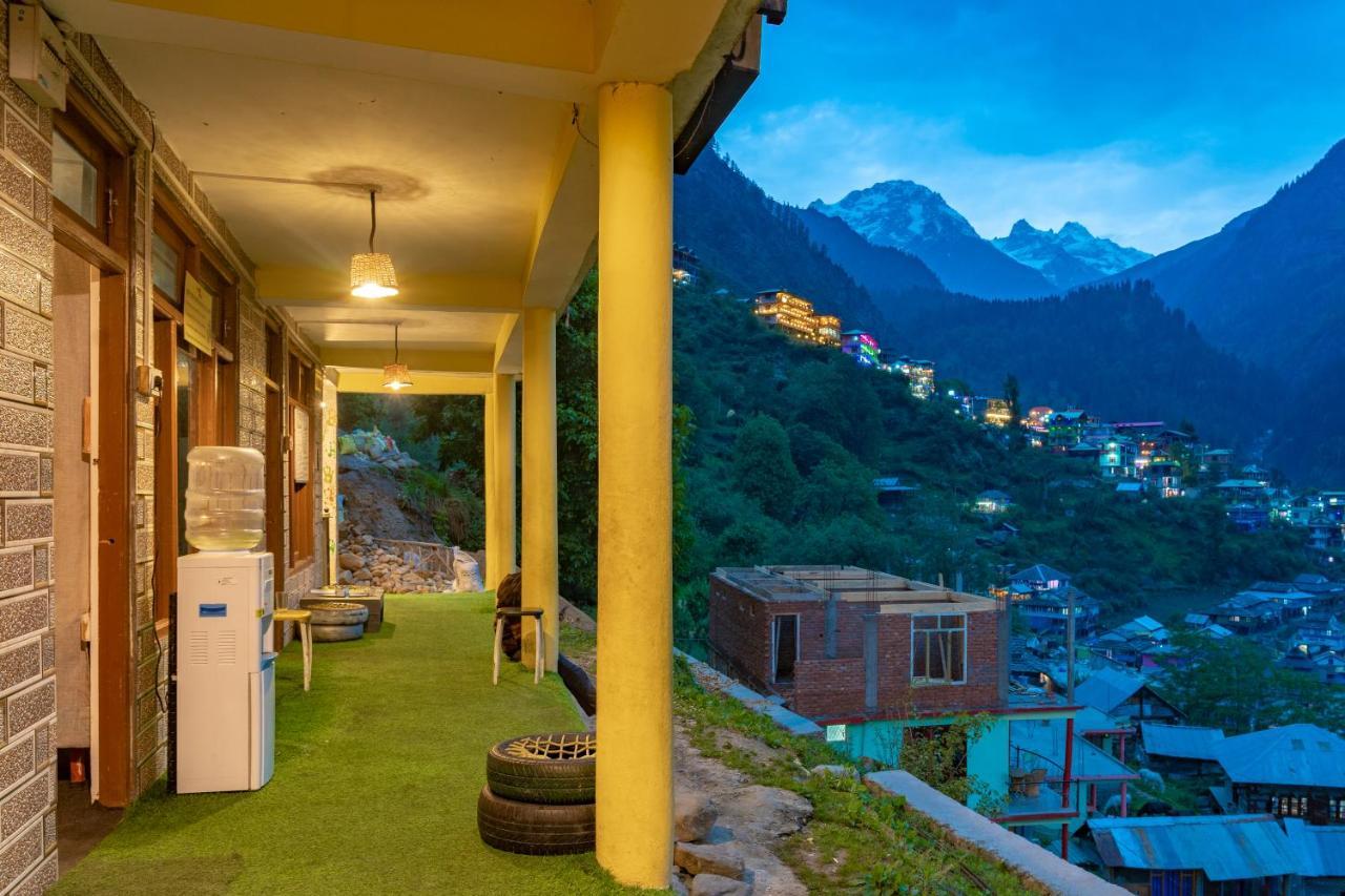 Whoopers Hostel Tosh Dış mekan fotoğraf