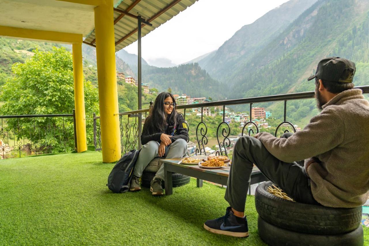 Whoopers Hostel Tosh Dış mekan fotoğraf